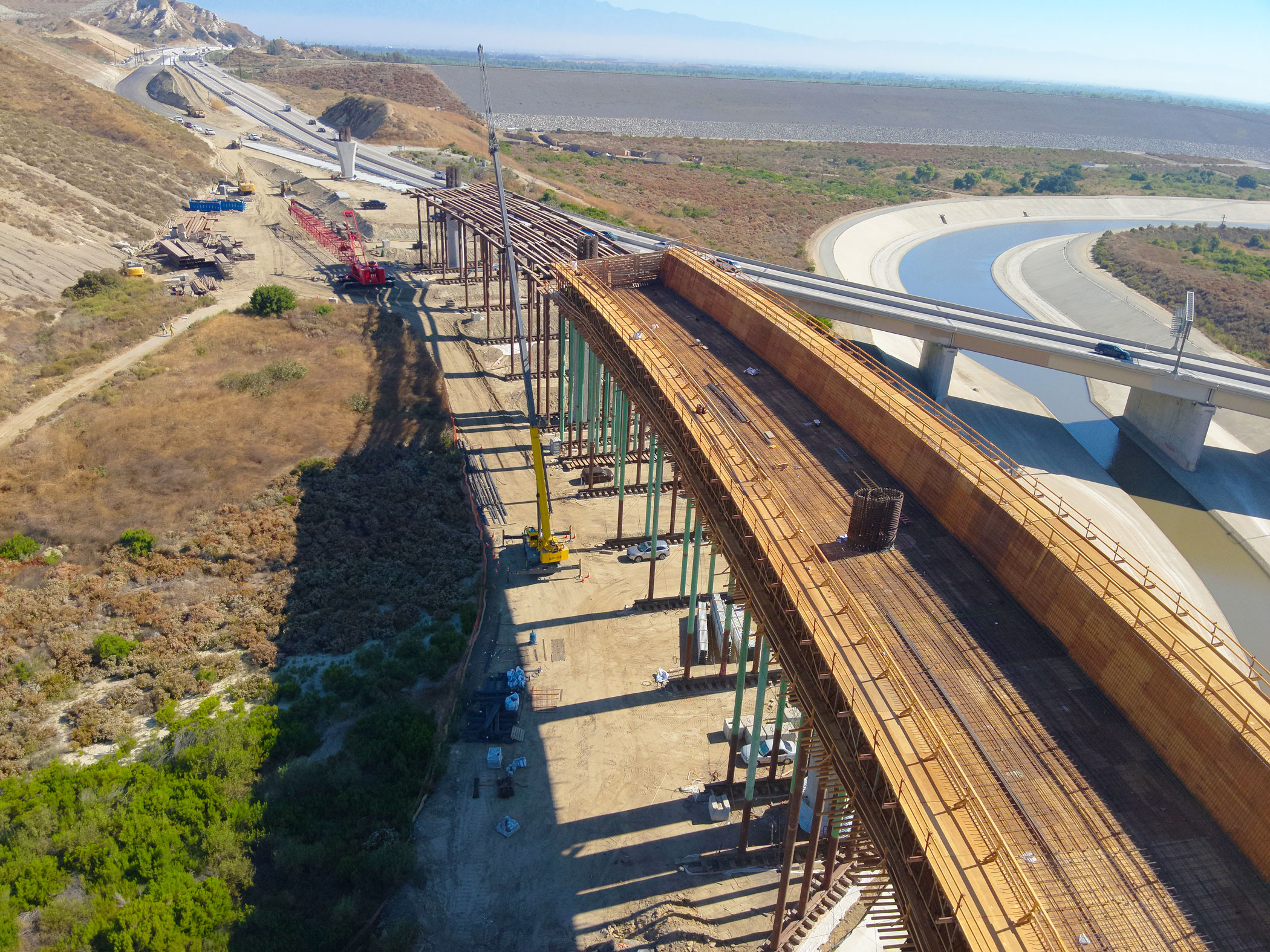 71/91 Interchange Project Support Structure on Southbound 71