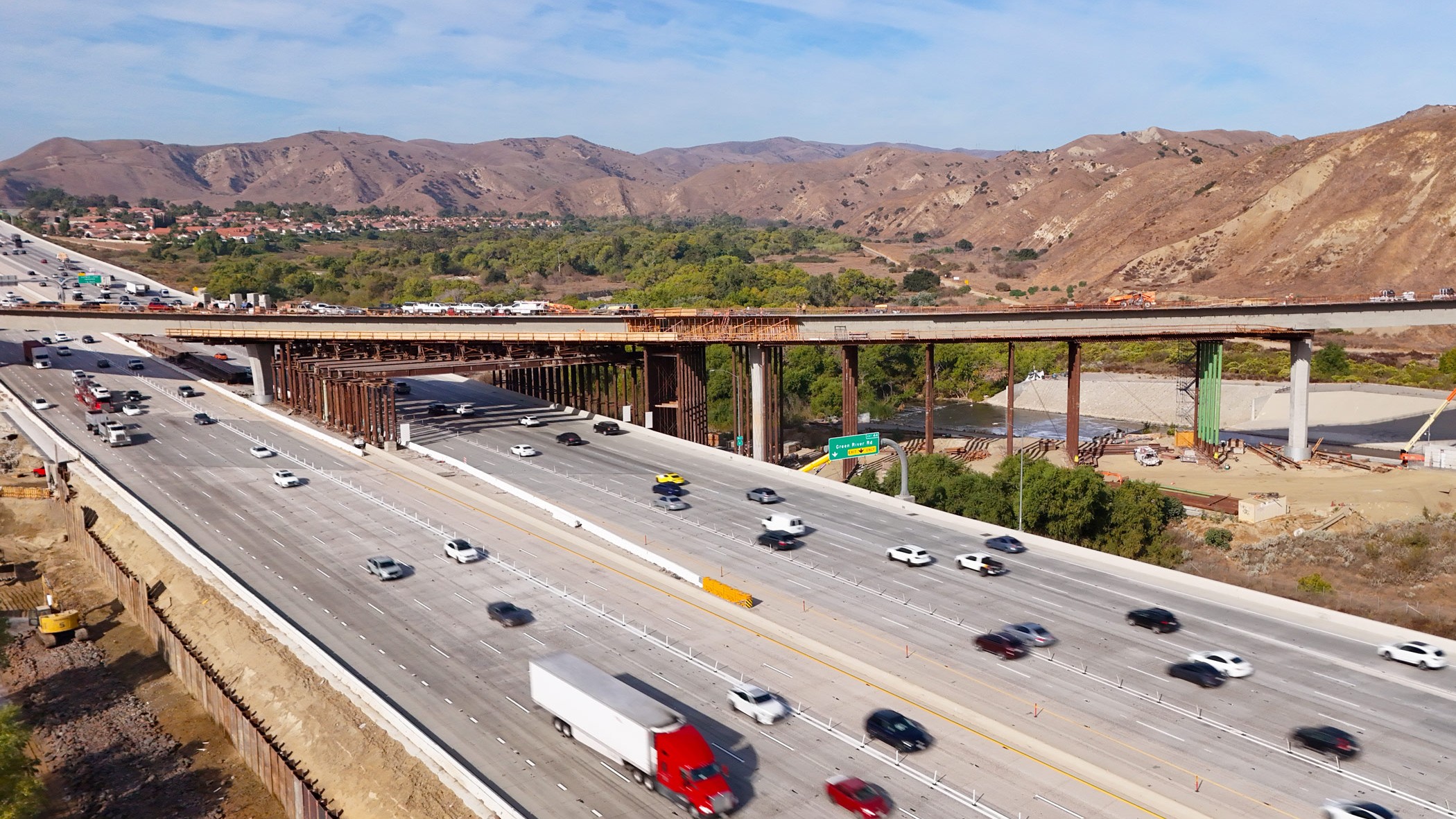 1124 WB91 Closure Banner